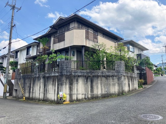 北西角地につき通風　採光良好です。