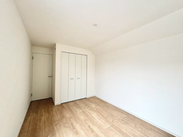 全居室収納付きで、お部屋がすっきり片付きます。