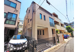 港区南青山3丁目の外観