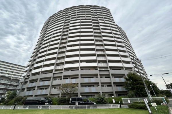 ベイシティ大阪センタープラザの外観