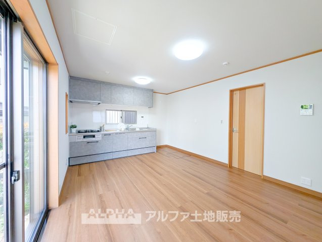 【A　home　found　by　chance】　◆偶然見つけた物件で◆思わぬ空間を手に入れたい。愛を育み、人と出会い、新たな命に恵まれる。そんな未来を創造してぬくもりのある住空間を君と共有したい。
