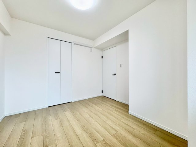 収納付きで、お部屋がすっきり片付きます。