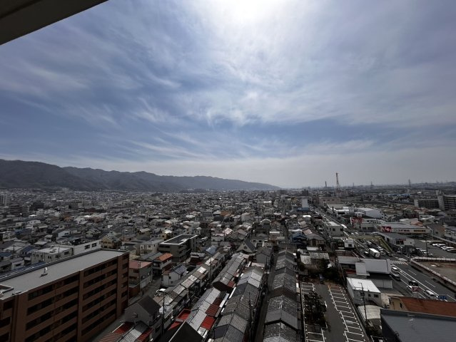 13階南向きの眺望、是非現地で体感してください♪