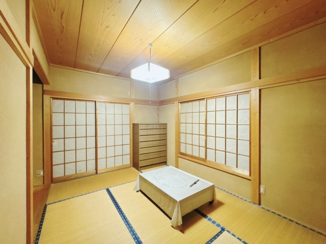 ■和室｜フローリングでは感じることのできない圧倒的な寛ぎやすさを実感してください。周りを気にせず寝そべれば心地の良い時間を過ごせます♪