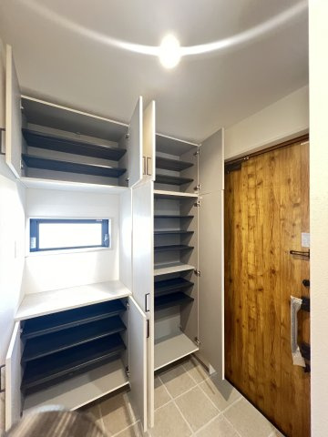 上から下までしっかり収納できますよ！