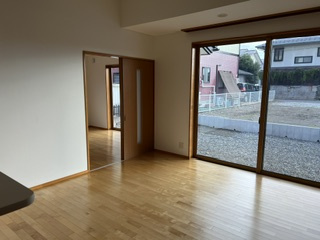LDKは17帖の広さがあります。ご家族でゆったり過ごせる空間。