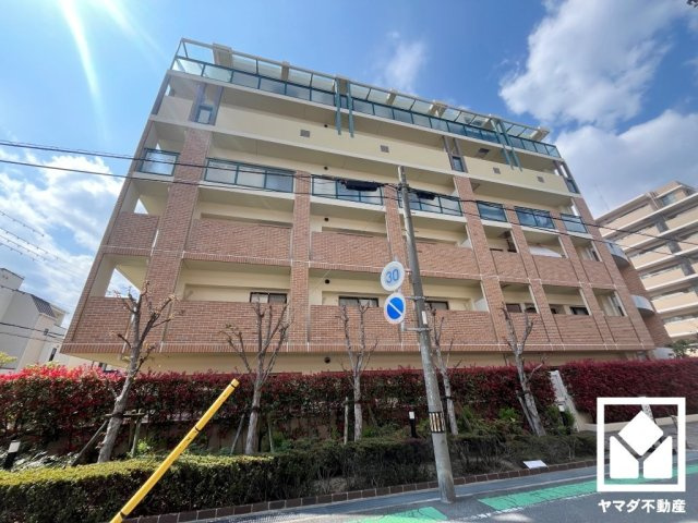 2沿線利用可能で、毎日の通勤・通学だけでなく、休日のお出かけまで利便性に優れています。