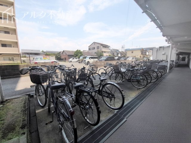 駐輪場