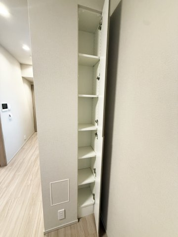 LDKの収納です。