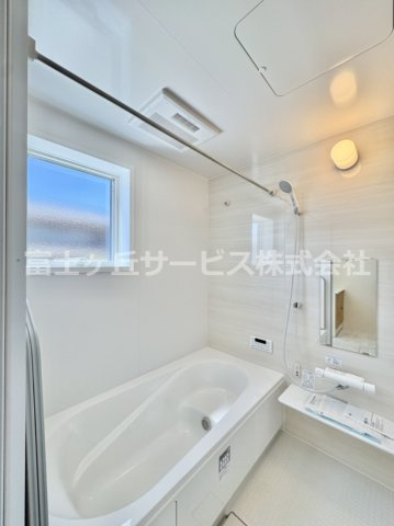 日々の疲れを癒すお風呂付です