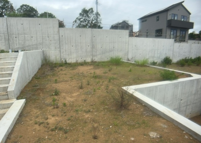 最寄り駅が近いなどの交通アクセスが良い土地だと暮らしやすいですよね。通勤・通学の観点から土地を選ぶことも大切です！自身や家族のライフワークからあったの物件を探しましょう！当社営業がお力になります！