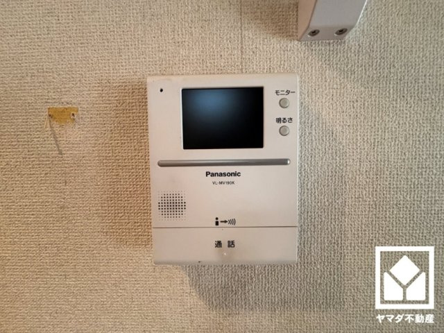 ボタン1つで自動でお湯張りができるオートバス機能付き。