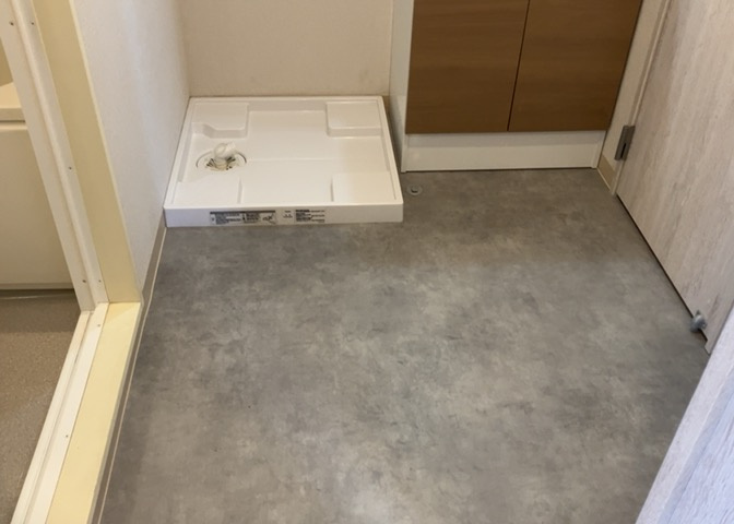 洗面脱衣所は「体を綺麗に整える場所」という目的と役割を持っています。そして便利で使い勝手のいい「体を綺麗に整える場所」にするためには、配置や動線、照明や収納計画をしっかりと検討しておく必要があります。
