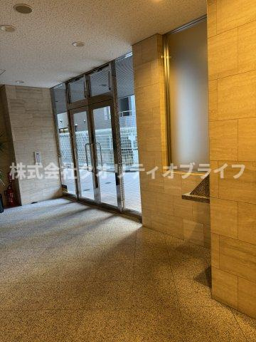 落ち着いたエントランスです