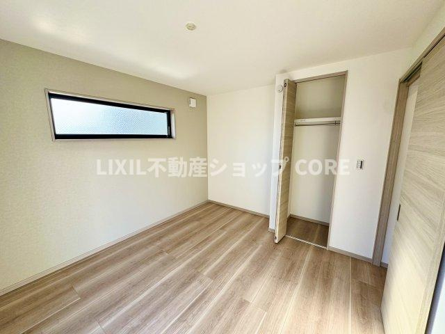 全居室に収納を完備しておりますので、居室の全空間を有効活用出来ます。　