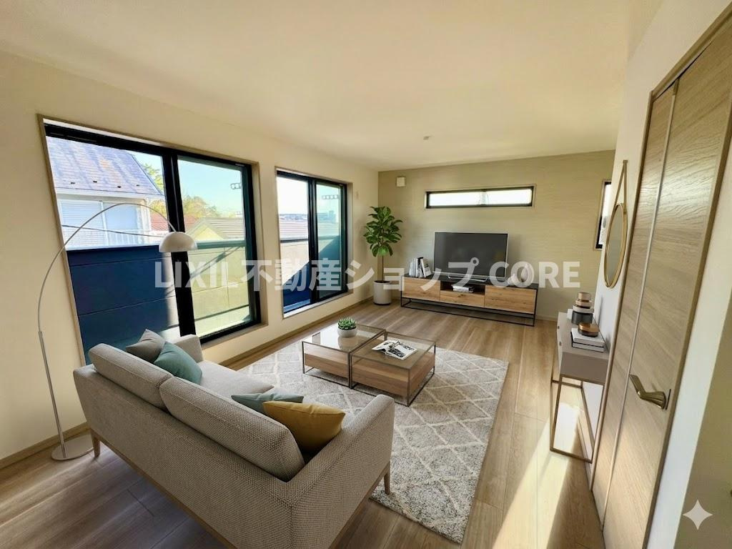 光溢れる安らぎの空間。キッチンとも一体感も演出しご家族との会話も弾みます。(AIで修正しています)　　