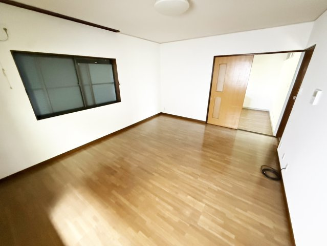 1階洋室約10帖です。（2026年8月現在）