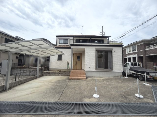 外観：328000674953