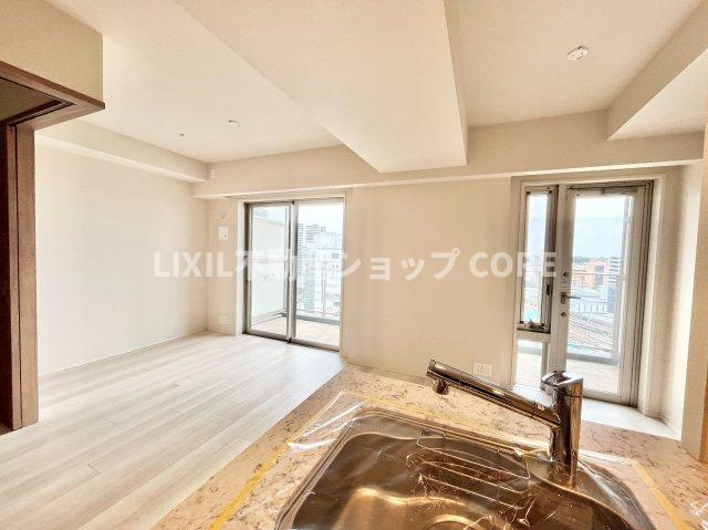 家族と過ごす時間を大切にしたい方にぴったりの明るくゆとりある住空間です。　
