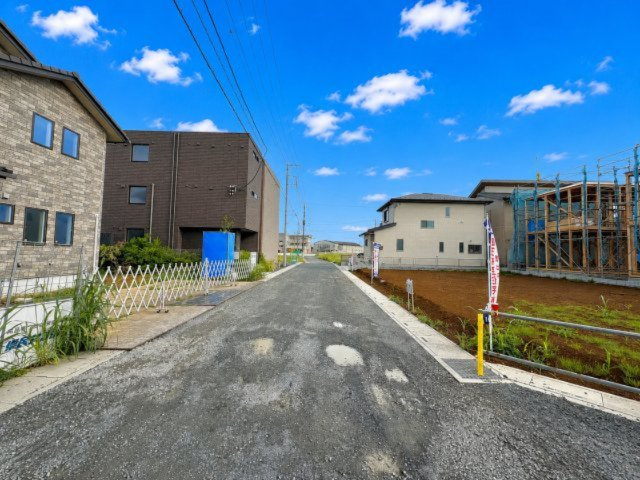 B区画　敷地広々約41坪！自由設計で夢のマイホームはいかがでしょうか！当社では一級建築士による無料の間取り作成も承ります。お気軽にご相談下さい(*^_^*)