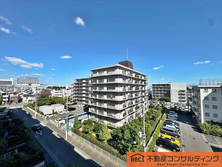 鳴尾東小学校徒歩5分！お子様の通学も安心です♪