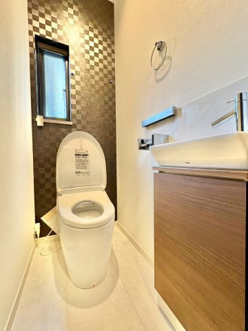 清潔感とうれしい機能性を兼ね備えた、使いやすいトイレです