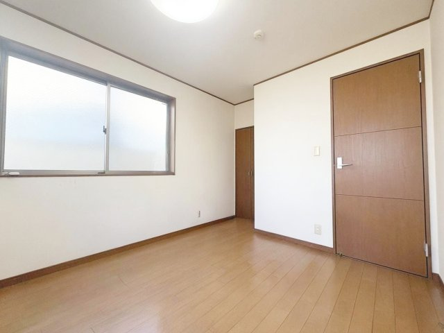 南向きにつき陽当り良好です♪