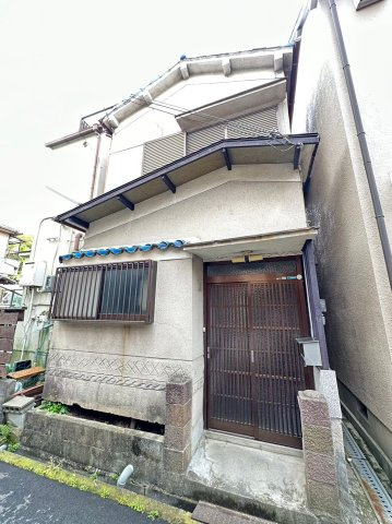 外観：329000125095