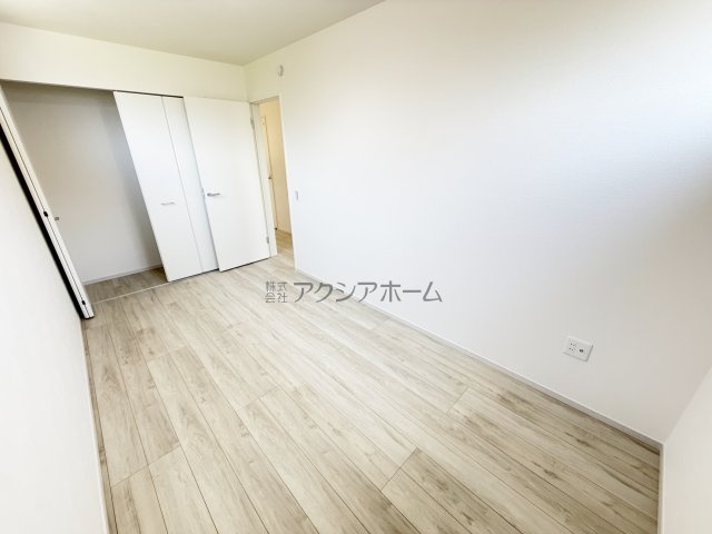 洋室　5.9帖