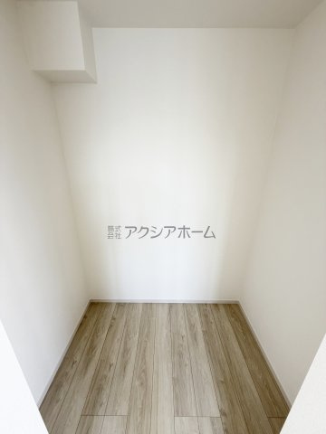 洋室　6.5帖のウォークインクローゼット