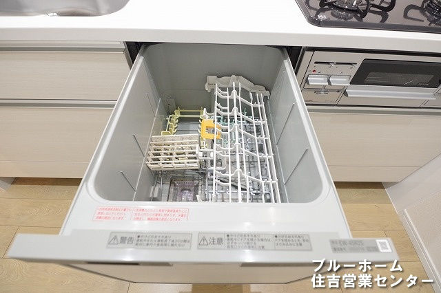キッチンは食洗機付きです！料理後のお片付けも楽々♪