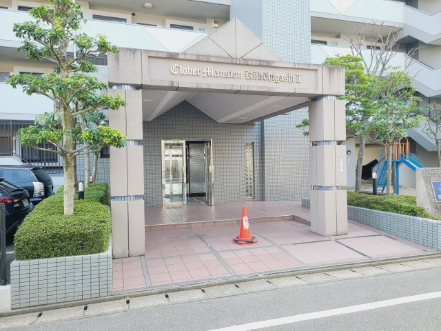 〇オートロックエントランス！管理人さんも在中、宅配ＢＯＸで留守中の荷物も安心らくらく受取れます。
