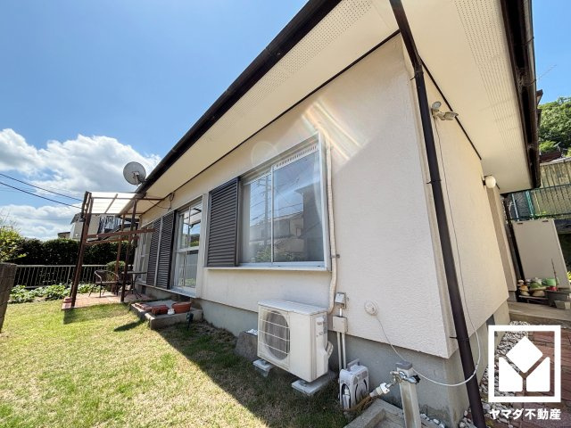 落ち着いた色合いと品のあるデザイン。日々の暮らしに心地よく馴染む佇まい