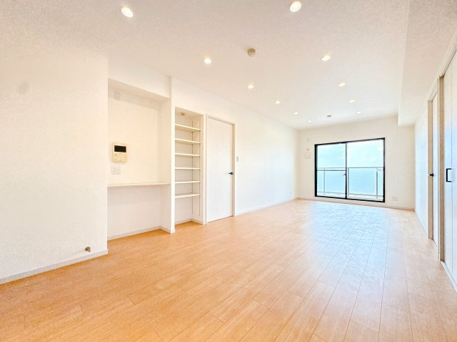 R8年7月フルリノベ完成♪3ＬＤＫの広々とした間取りでゆったりとお過ごしいただける空間となっております♪