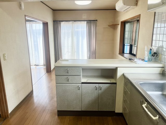 コンパクトなキッチンで掃除もラクラク