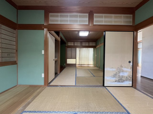 趣のある和室です