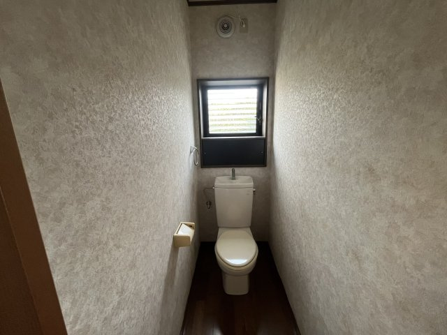落ち着いたトイレです