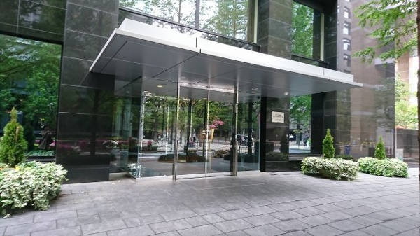 シティタワー九段下のエントランス