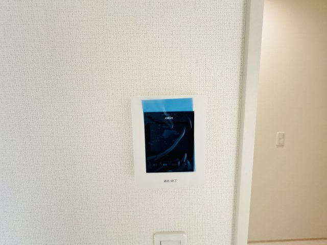 来客時も安心のTVモニター付きインターフォン