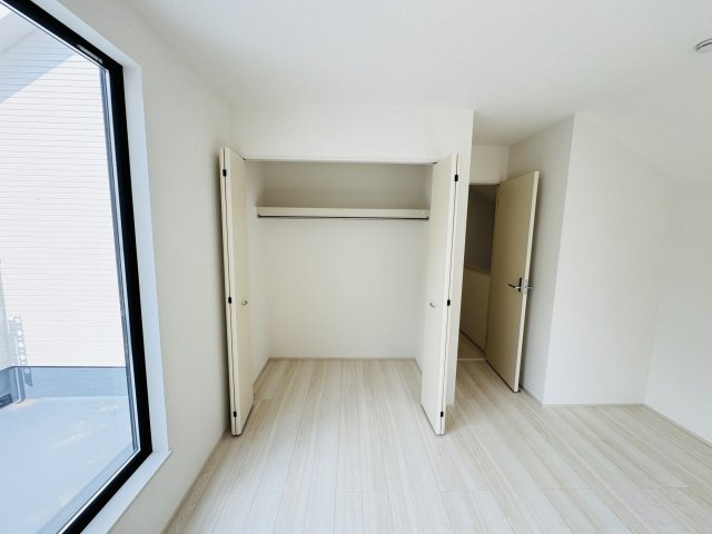 8帖寝室収納