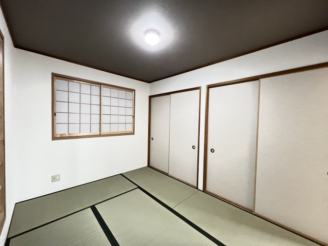 和室6帖　客間や寝室にぴったりです♪