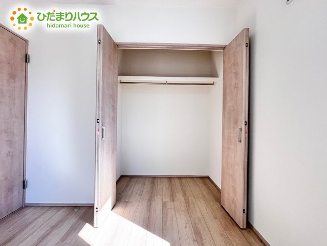 クローゼットタイプの収納は荷物がどこにあるかすぐに見つかります！