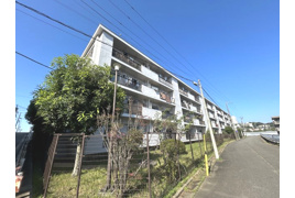 富岡シーサイドコーポM棟の外観