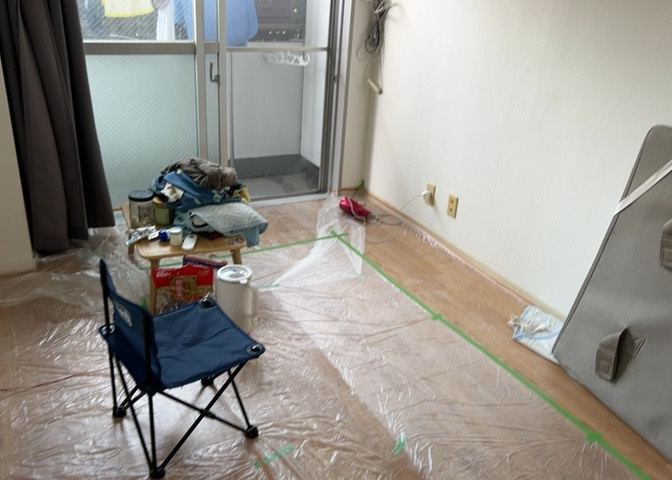デザイン性を重視しすぎて収納が少なかった！なんてことにならないため、事前に現地で収納の数を確認しておくことをお勧めします。クローゼット以外にも床下収納や屋根裏収納、パントリーなどもチェックしましょう。
