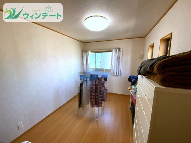 家具を配置しても広さにゆとりがあり、レイアウトしやすい洋室。インテリアを楽しみながら暮らせます。