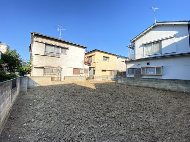 建築条件なしのお土地になります。是非ご検討ください。