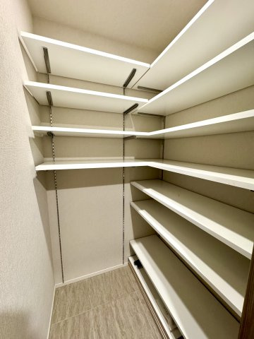 シューズインクローゼット完備