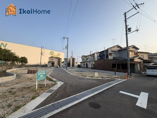 交通量が少ないので静かです。小さなお子様がいるご家庭はご安心できると思います。