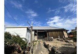 草木売地の外観