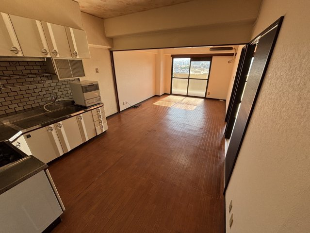 3口コンロの使いやすいL字キッチン！